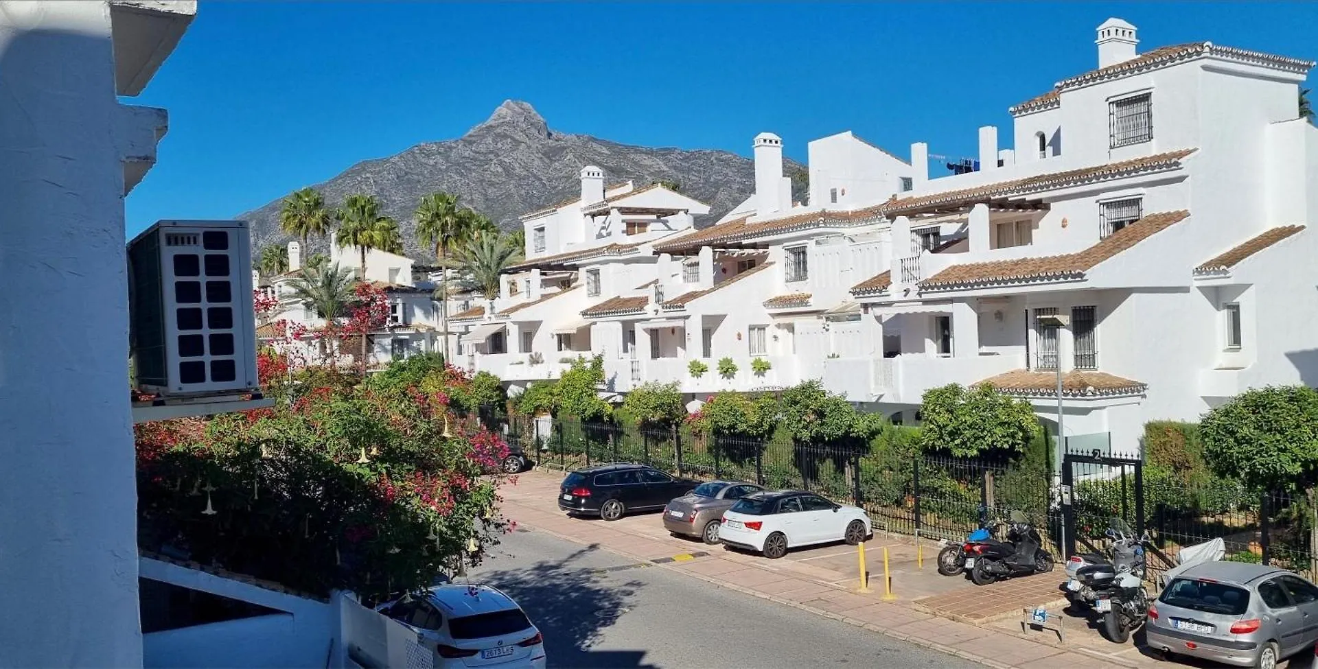 4 Bed House With Pool Walk To Puerto Banus Fast Internet Villa Marbella Holiday home