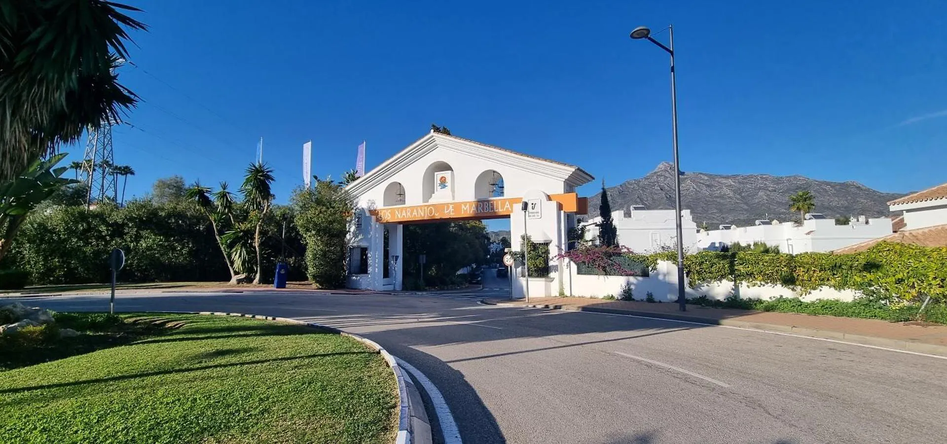 4 Bed House With Pool Walk To Puerto Banus Fast Internet Villa Marbella