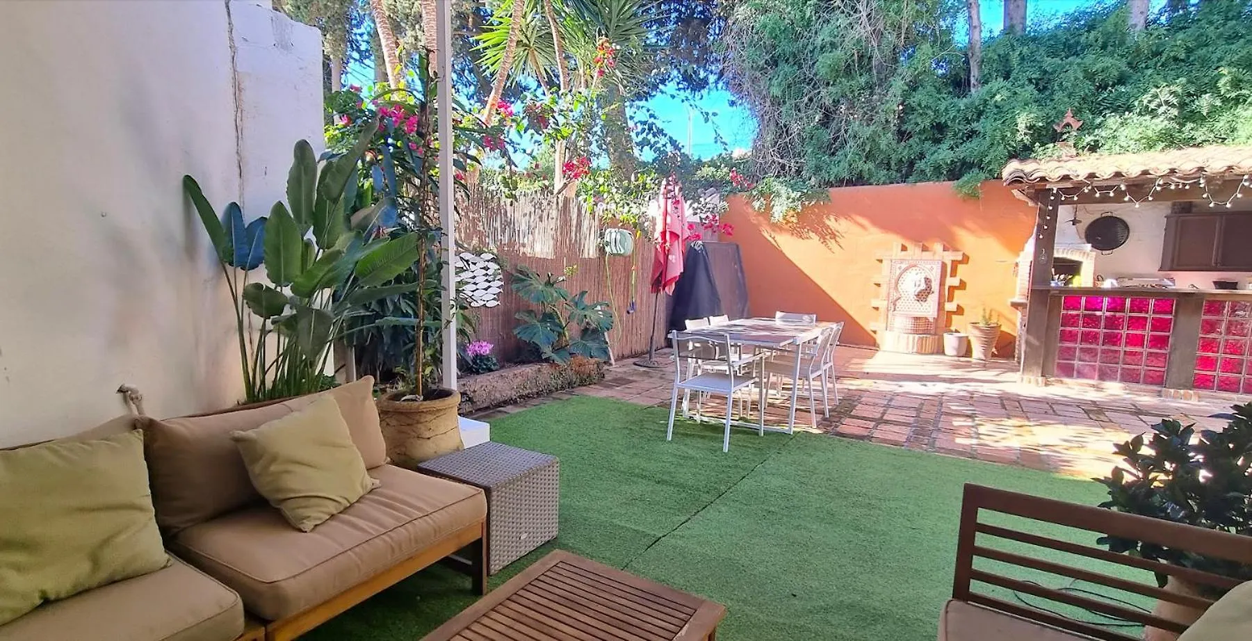 펜션 마르베야 4 Bed House With Pool Walk To Puerto Banus Fast Internet 빌라 스페인