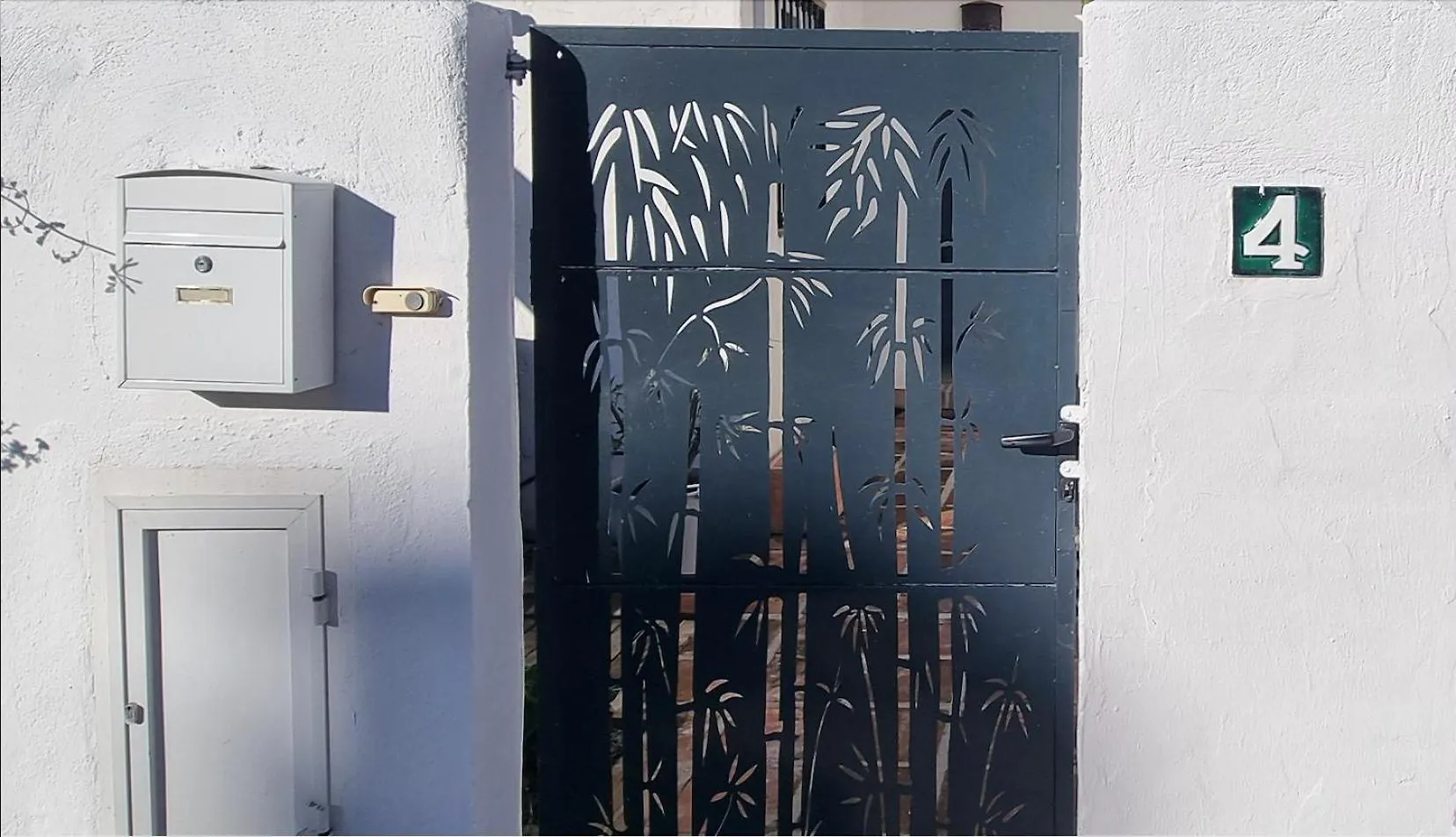 4 Bed House With Pool Walk To Puerto Banus Fast Internet Villa Marbella 0*,  Spain