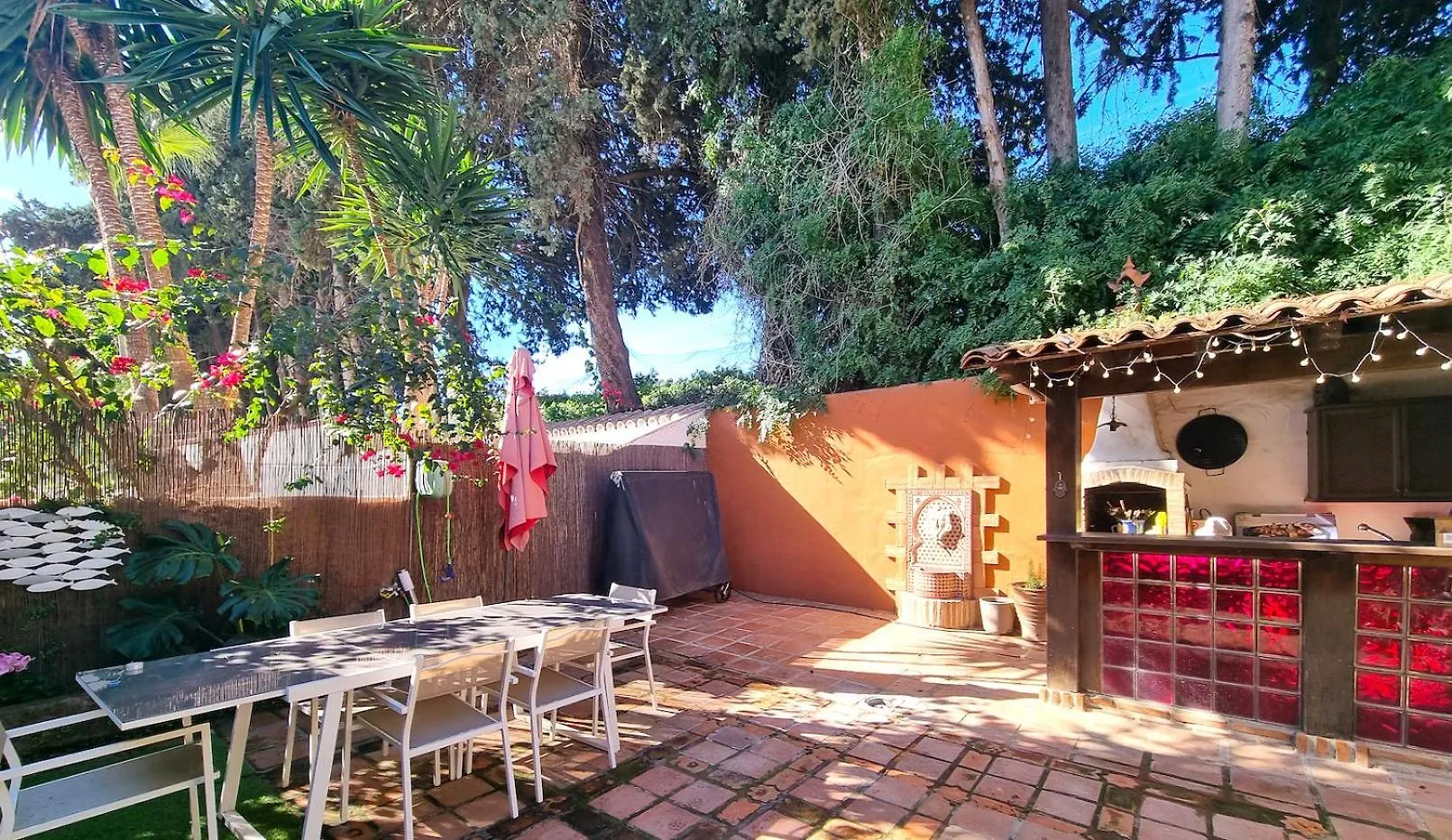 Holiday home 4 Bed House With Pool Walk To Puerto Banus Fast Internet Villa Marbella