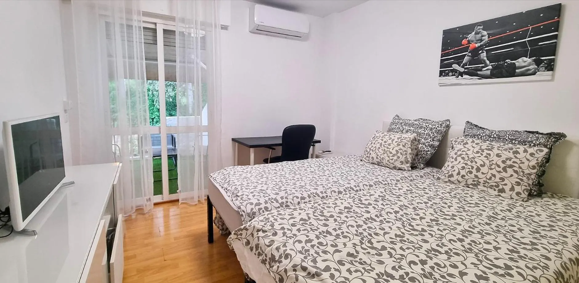 마르베야 4 Bed House With Pool Walk To Puerto Banus Fast Internet 빌라 스페인